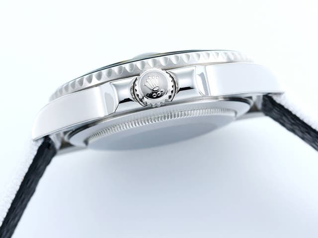 Rolex DIW Submariner - Carbon Fiber Bezel & 904L Steel | Yupoo Rep Watches image 6