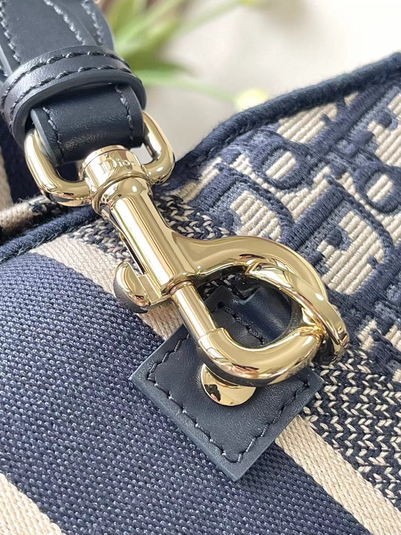 YupooPA Dior Postman Large Handbag image 7