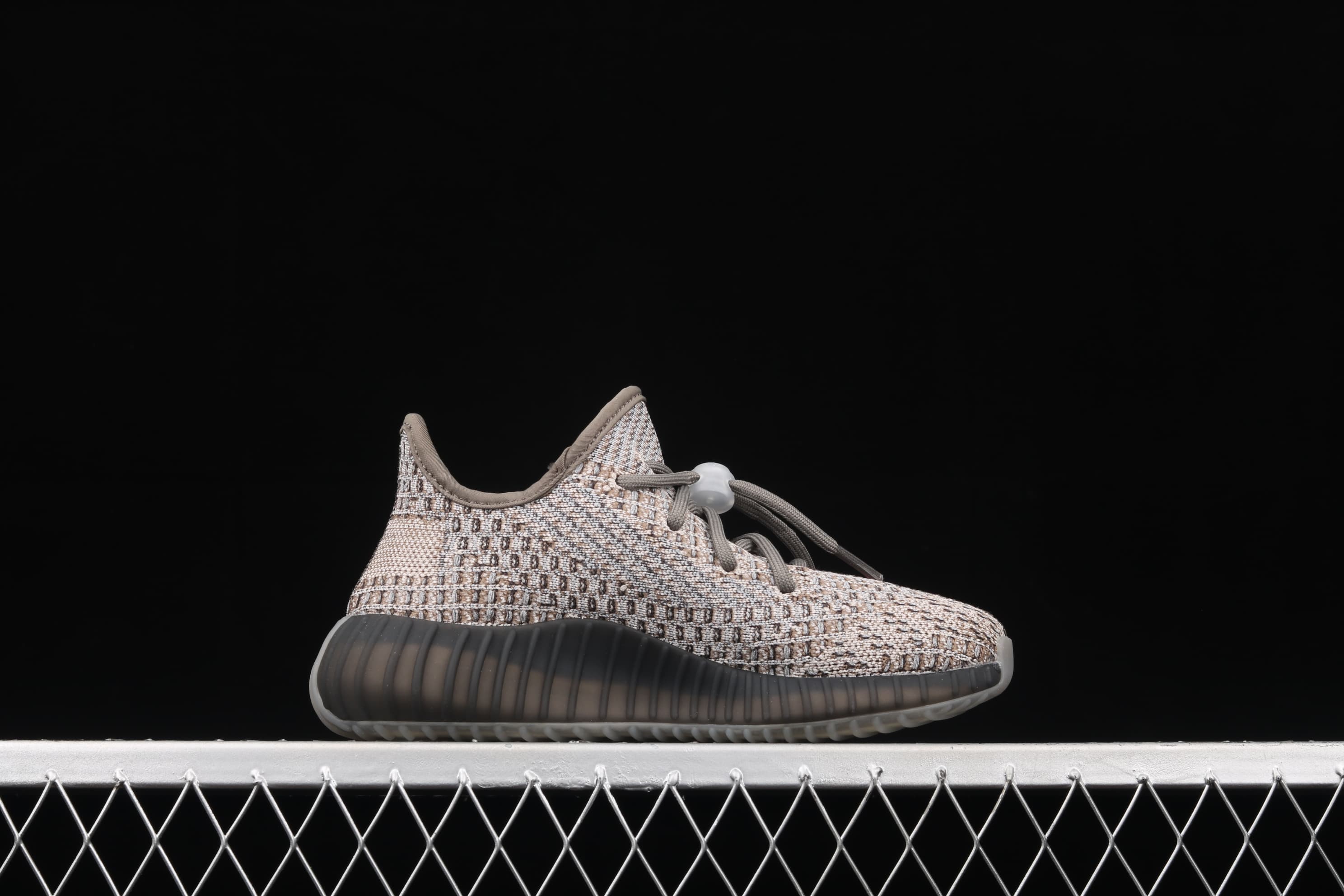YupooPA Shoes: Premium Yeezy Yupoo Sneakers image 2
