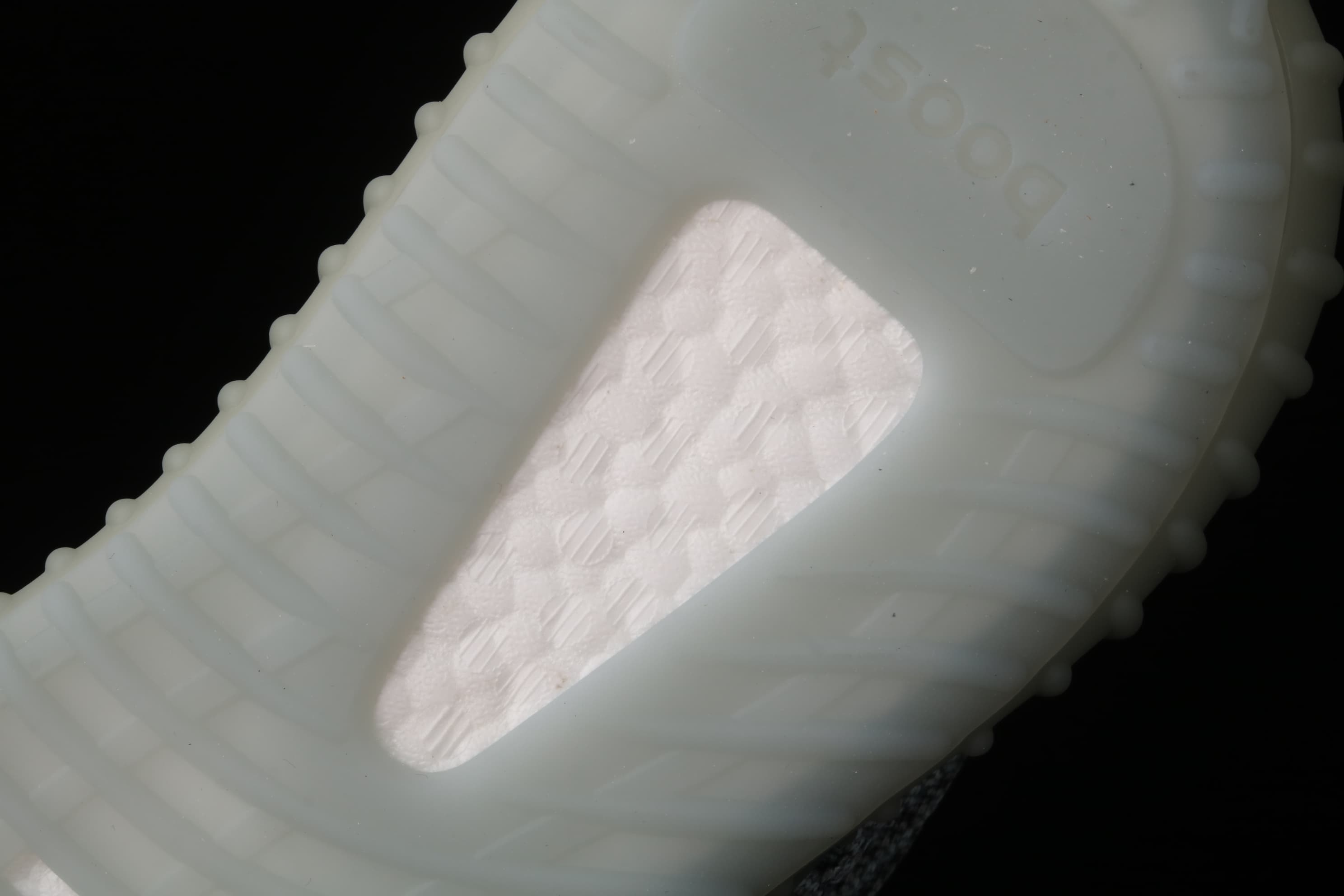 YupooPA Shoes: Premium Yeezy Yupoo Sneakers image 7