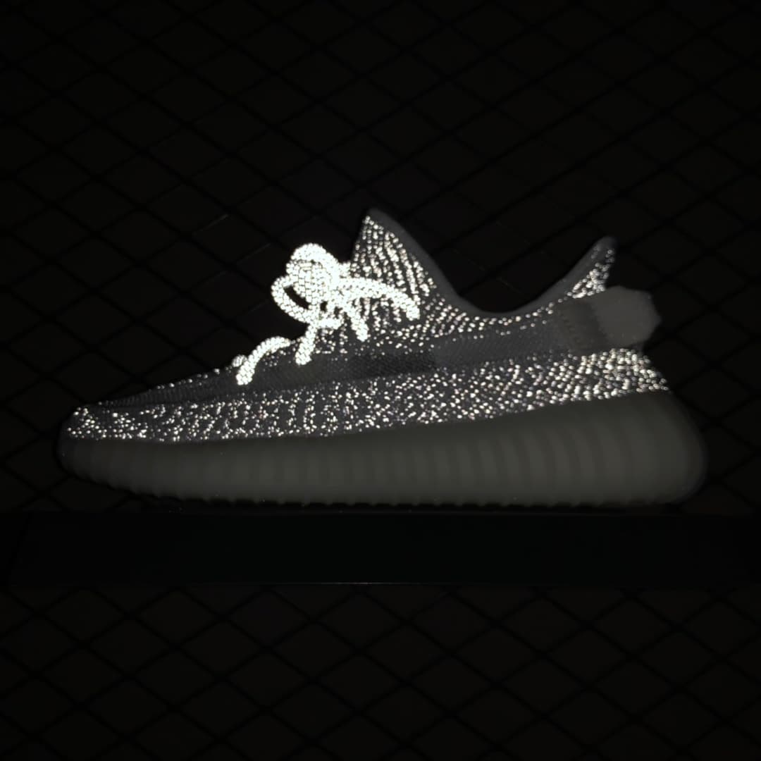 YupooPA Shoes: Premium Yeezy Yupoo Sneakers image 2