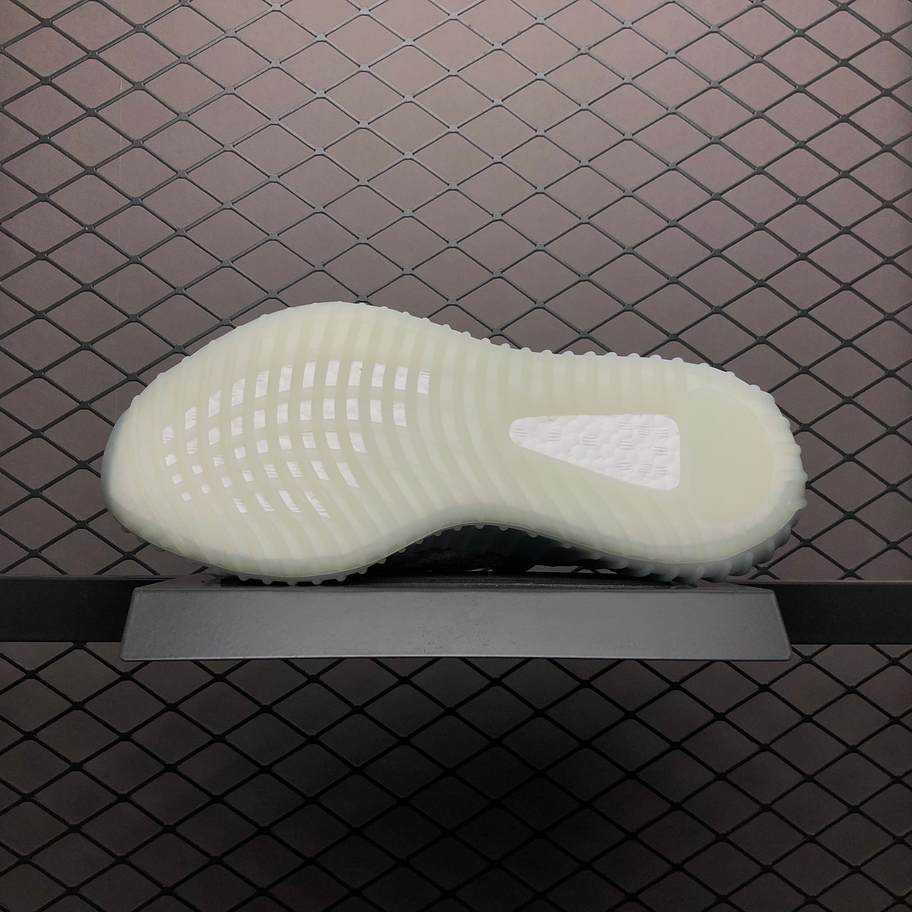 YupooPA Shoes: Premium Yeezy Yupoo Sneakers image 5