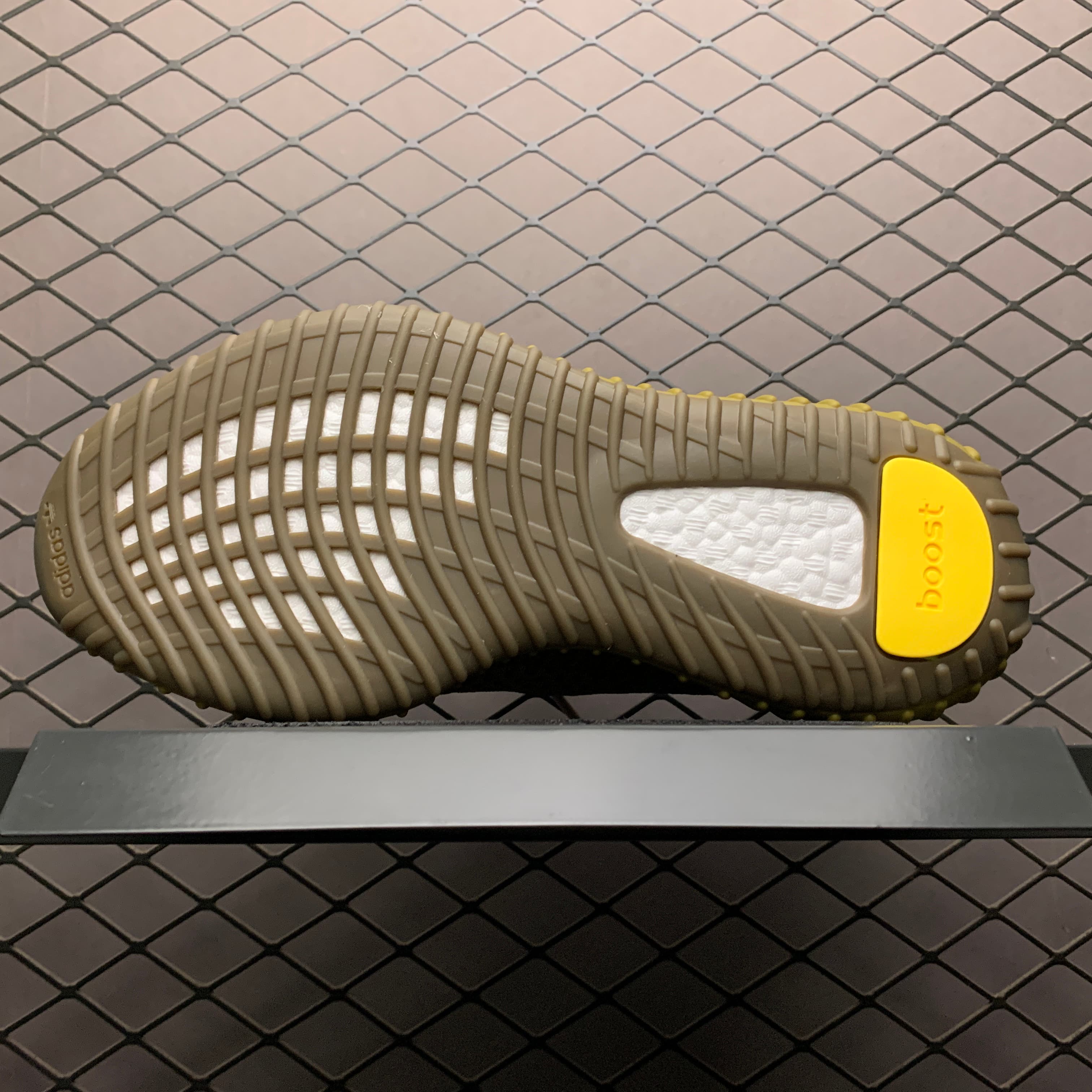 YupooPA Shoes: Premium Yeezy Yupoo Sneakers image 5