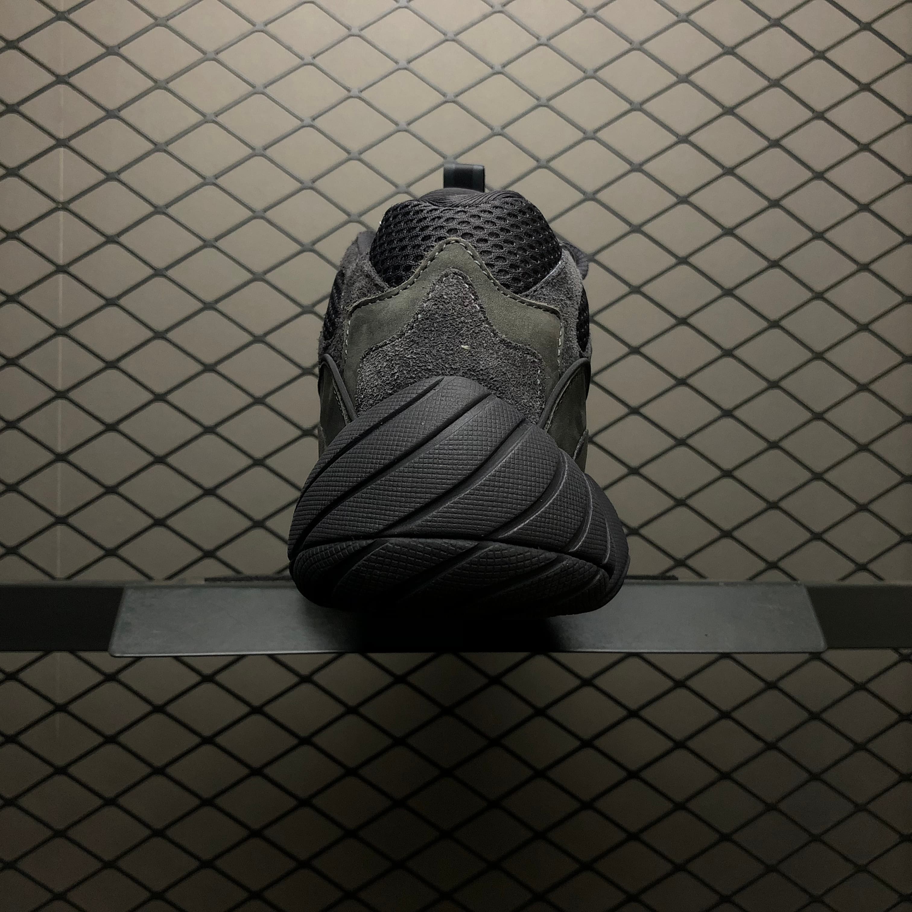 YupooPA Shoes: Premium Yeezy Yupoo Sneakers image 2