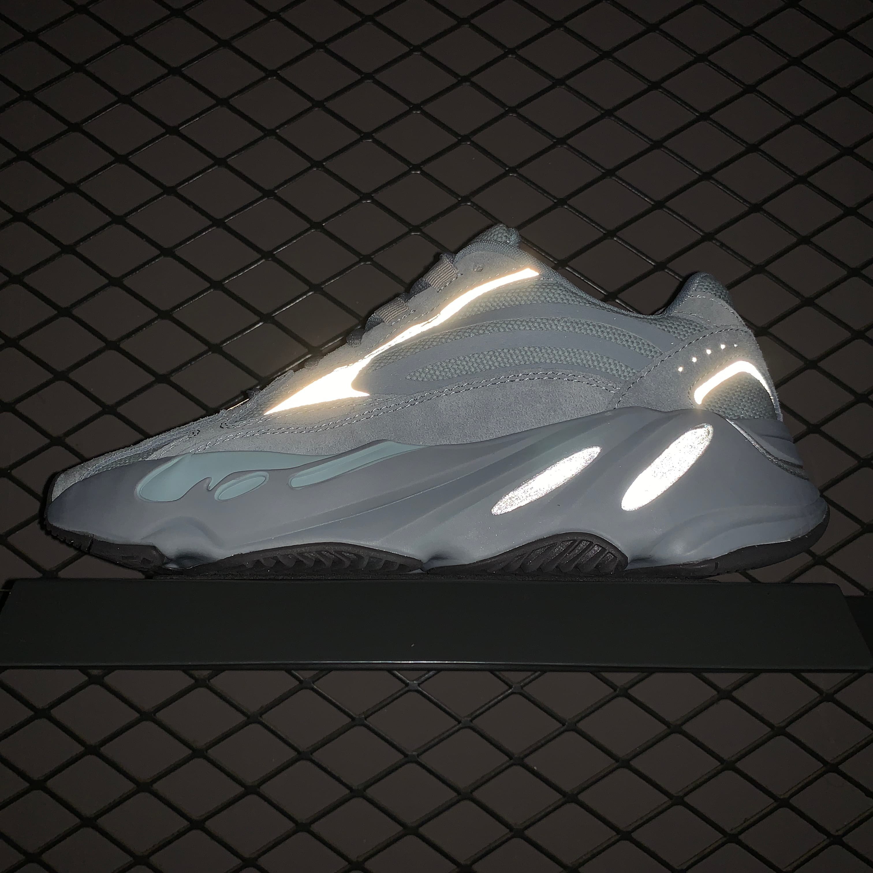 YupooPA Shoes: Premium Yeezy Yupoo Sneakers image 11