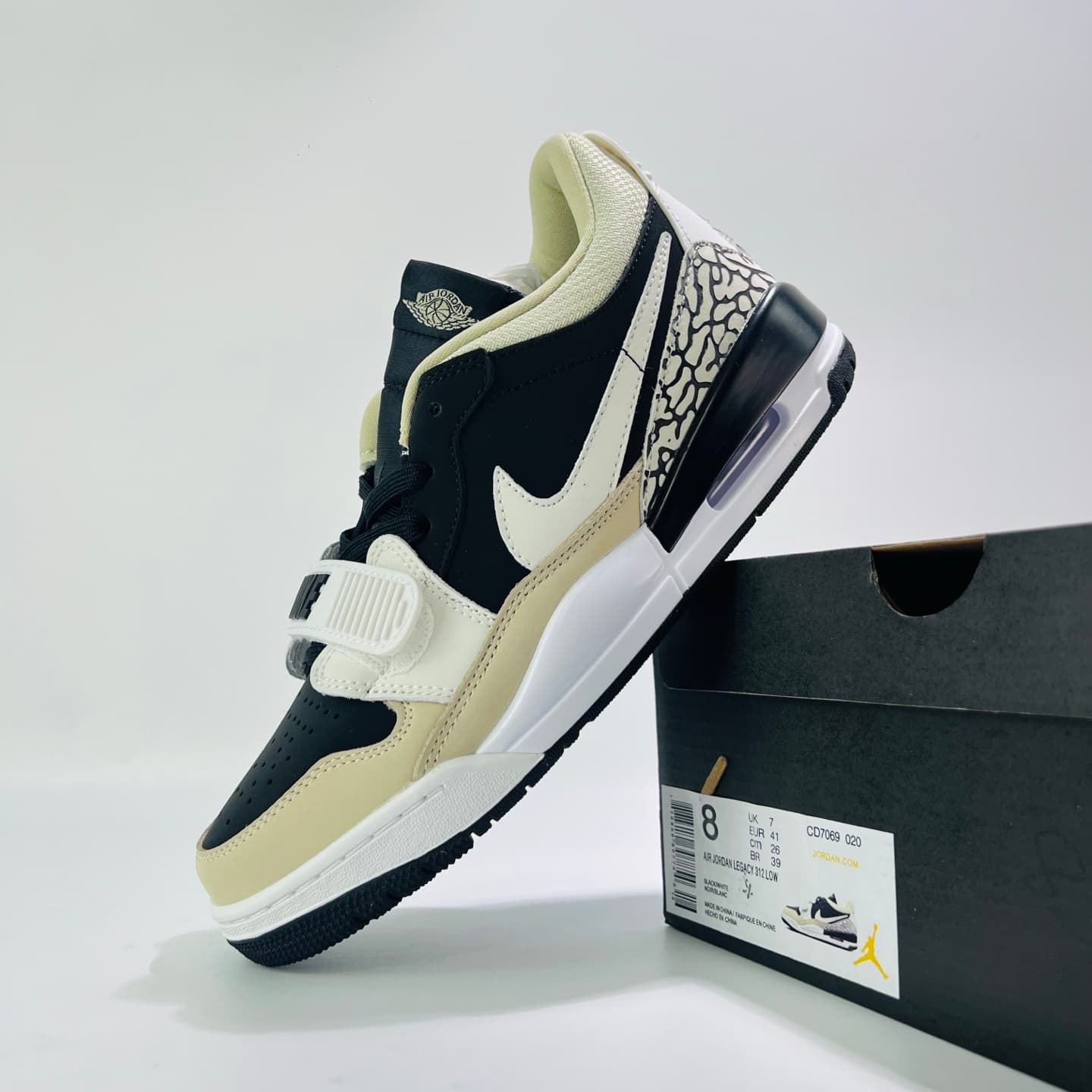 Jordan Legacy 312 Low Retro Basketball Shoes image 5