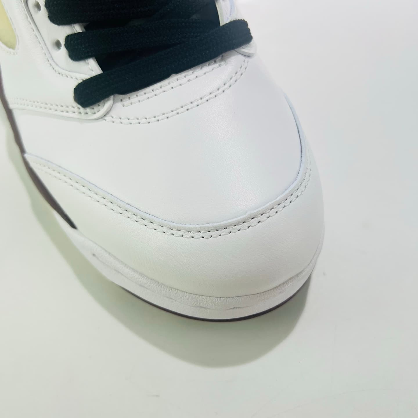 A Ma Manière x Air Jordan 5 Retro "Burgundy Crush" image 5