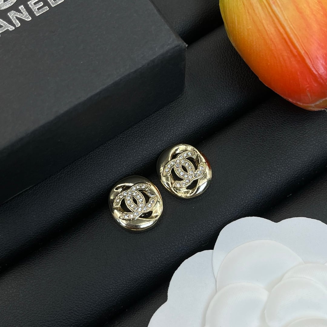 Chanel Stud Earrings Yupoo Jewelry Silver 003 image 1