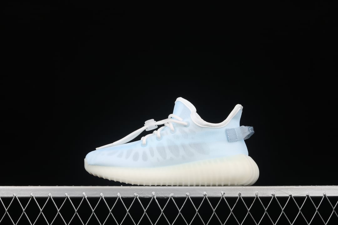Yupoo Shoes: Premium Yeezy Yupoo Sneakers image 1