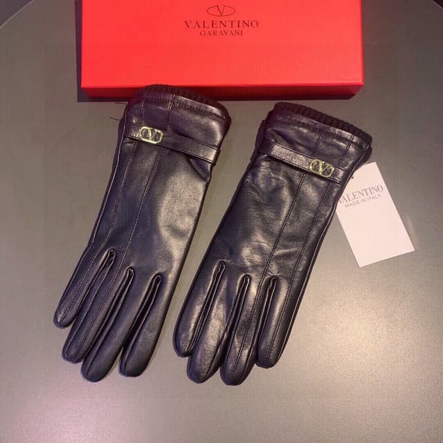 2026 Valentino Long Touchscreen Gloves Lambskin | Yupoo Rep Home Decor image 5