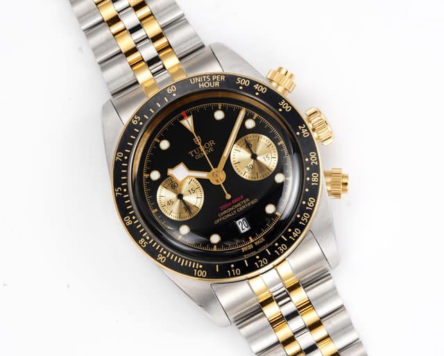 3T New Yupoo TUDOR Black Bay Chrono – Retro Dive-Racing Hybrid Watch | Rep Watches image 3