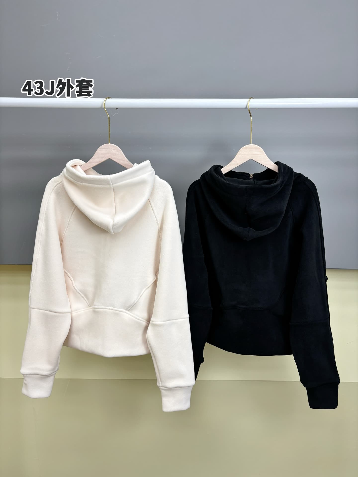 Banana Under Rep Coat | Plush Fleece Jacket image 3