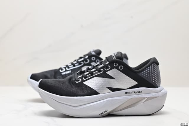 Black Upper & White Sole New Balance FuelCell Rep Shoes MFCXLK3 | Yupoo image 4