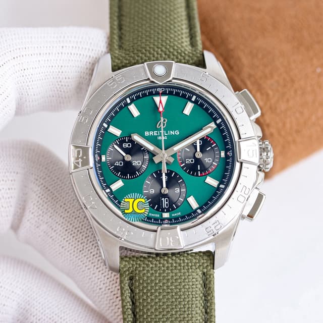 Breitling Avenger Rep | 44mm Dive Watch | Yupoo image 4