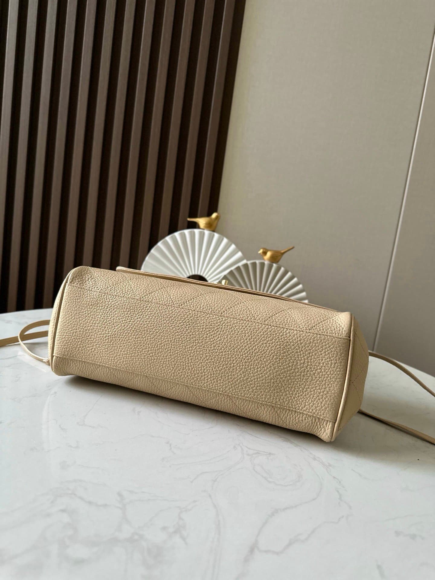Chanel 26S Bowling Bag Rep Bag Yupoo 31cm Beige Grained Calfskin image 8