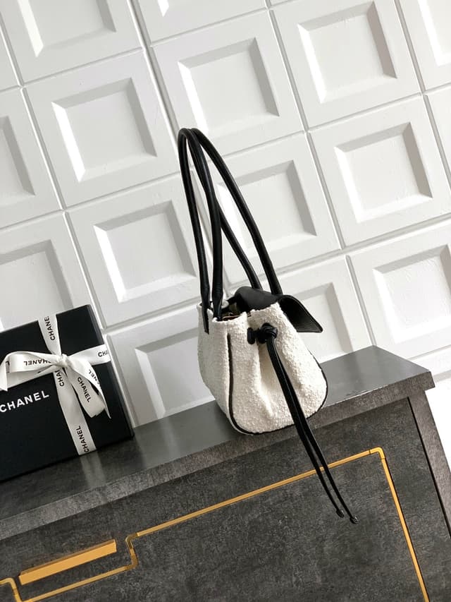Chanel 26S Patchwork Tote Rep Bag 31cm Black Grained Leather Shearling | Yupoo image 8