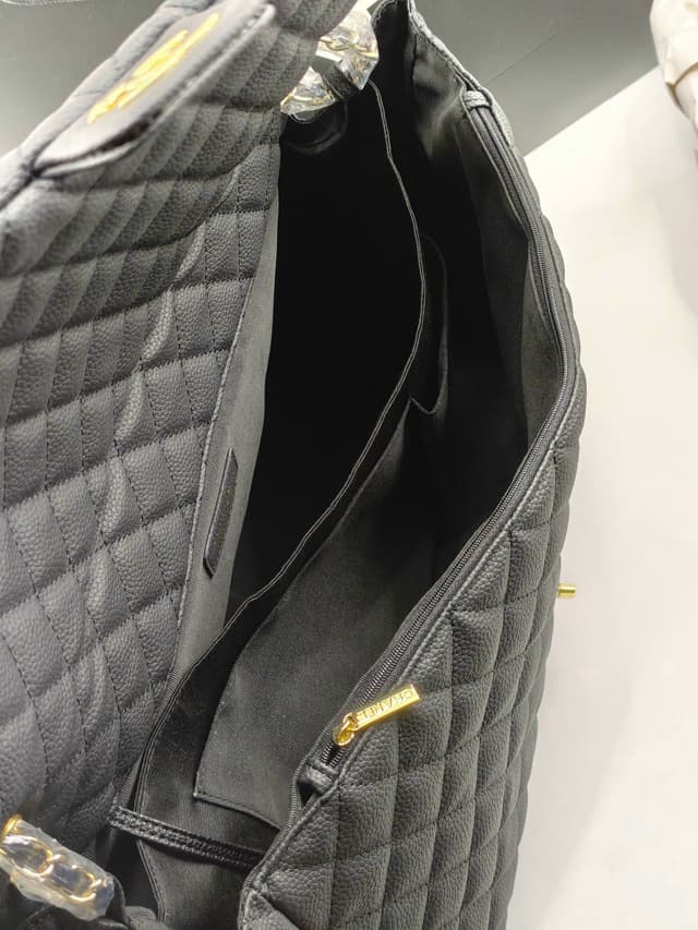 Chanel CF Maxi Airport Bag 46cm | yupoo album | Rep Bags image 5