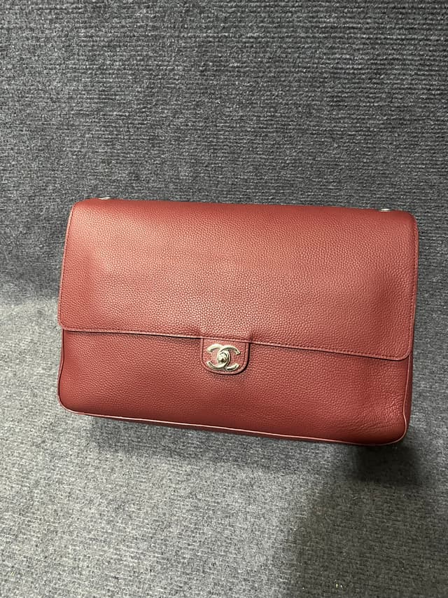Chanel Rep 39cm Soft Cowhide Flap Shoulder Crossbody Bag from productalbum | Yupoo image 1