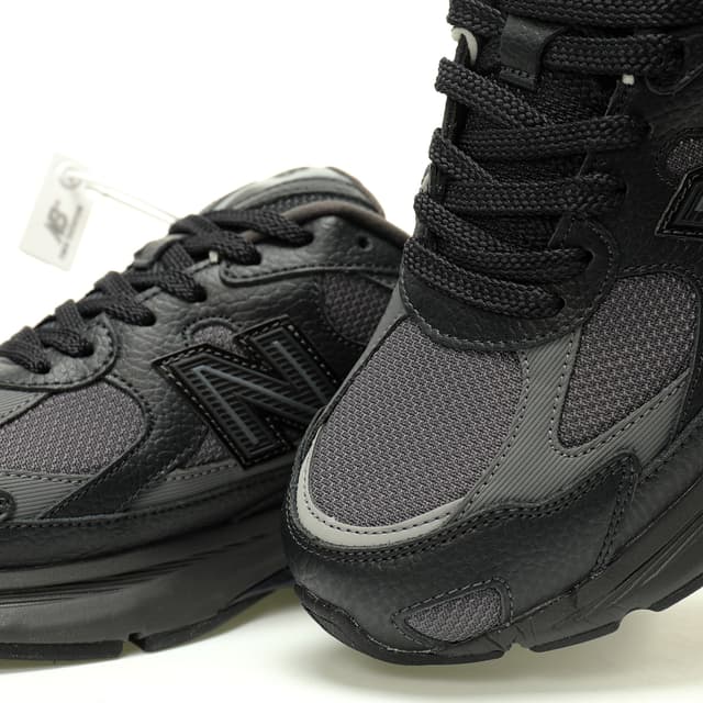Chinese Phen New Balance Reps | Arch Support Black Sneakers | Yupoo image 8