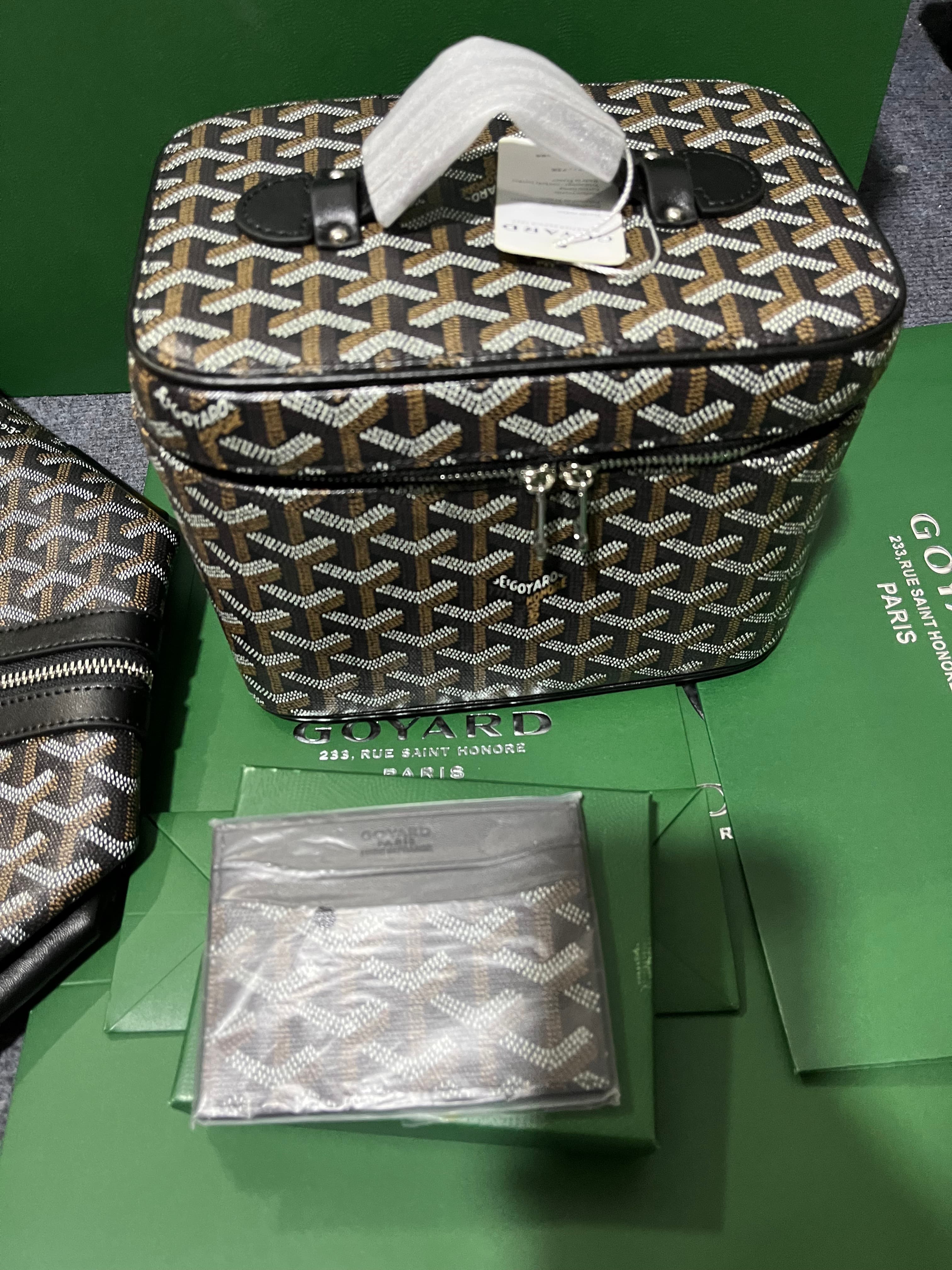Goyard Classic Chevron Print Luggage Set, Rolling Suitcase, Duffel Bag & Cosmetic Case Full Travel Kit image 4