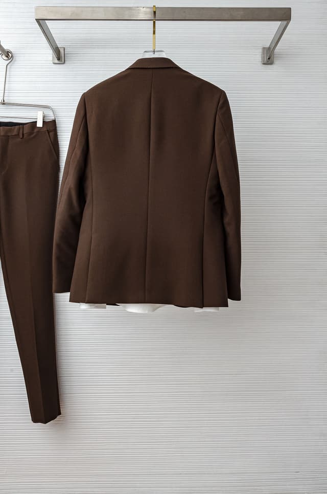 Gucci Rep Suit 2025FW | Complete Business Set rep Clothing | Yupoo image 2
