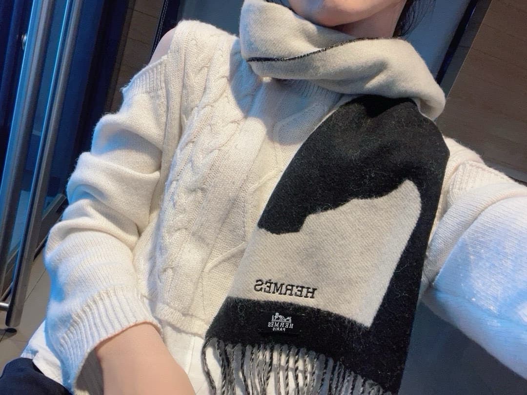 Hermes Rep Scarf | Compact Cashmere Wrap image 1