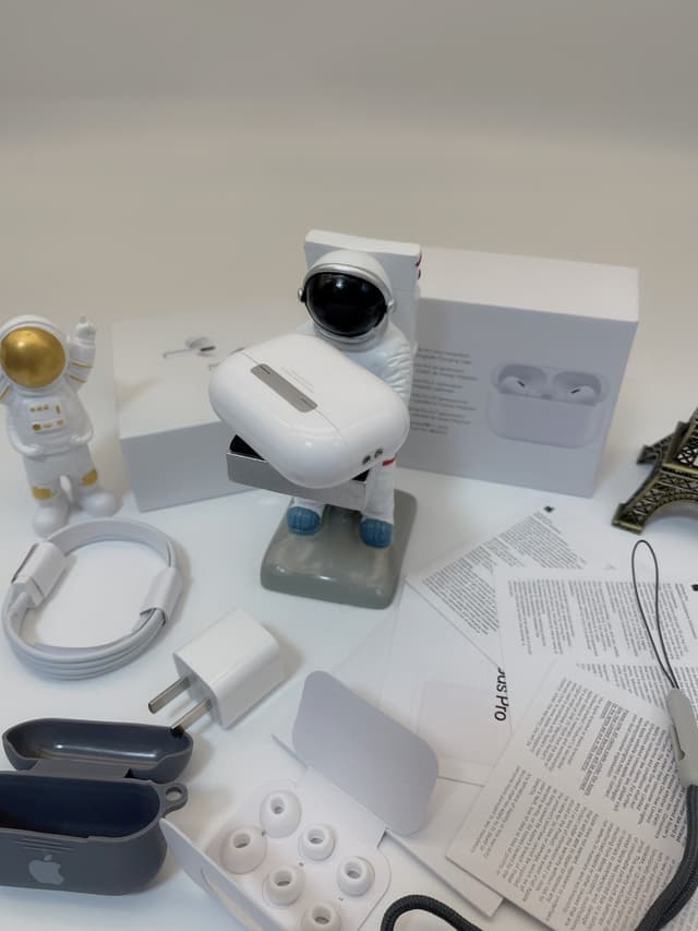 HuaQiangBei YupooPA Headphones AirPods Pro 2 Top quality 5th | Yupoo Rep Electronics image 9