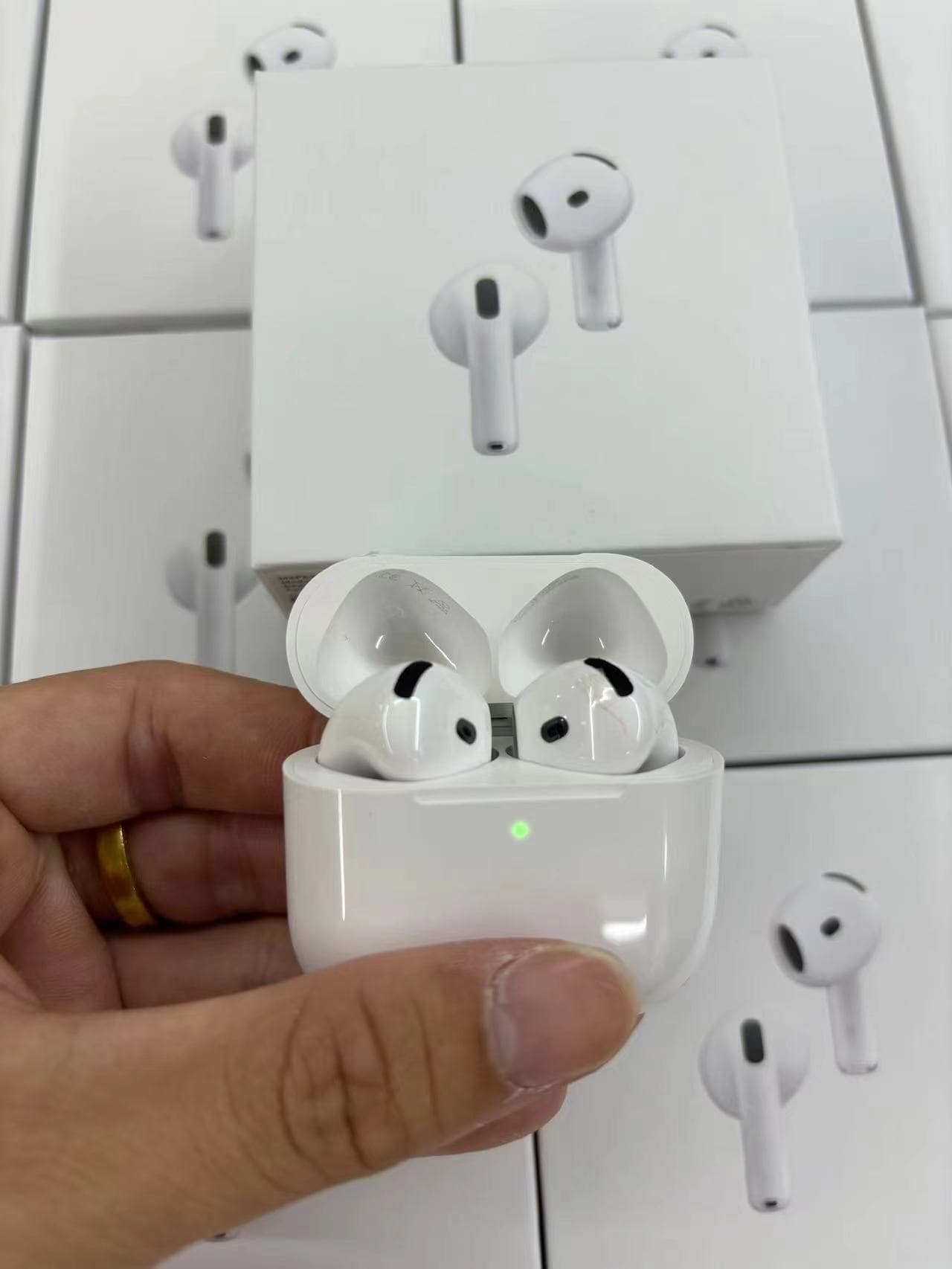 HuaQiangBei YupooPA New model headphones | Yupoo Rep Electronics