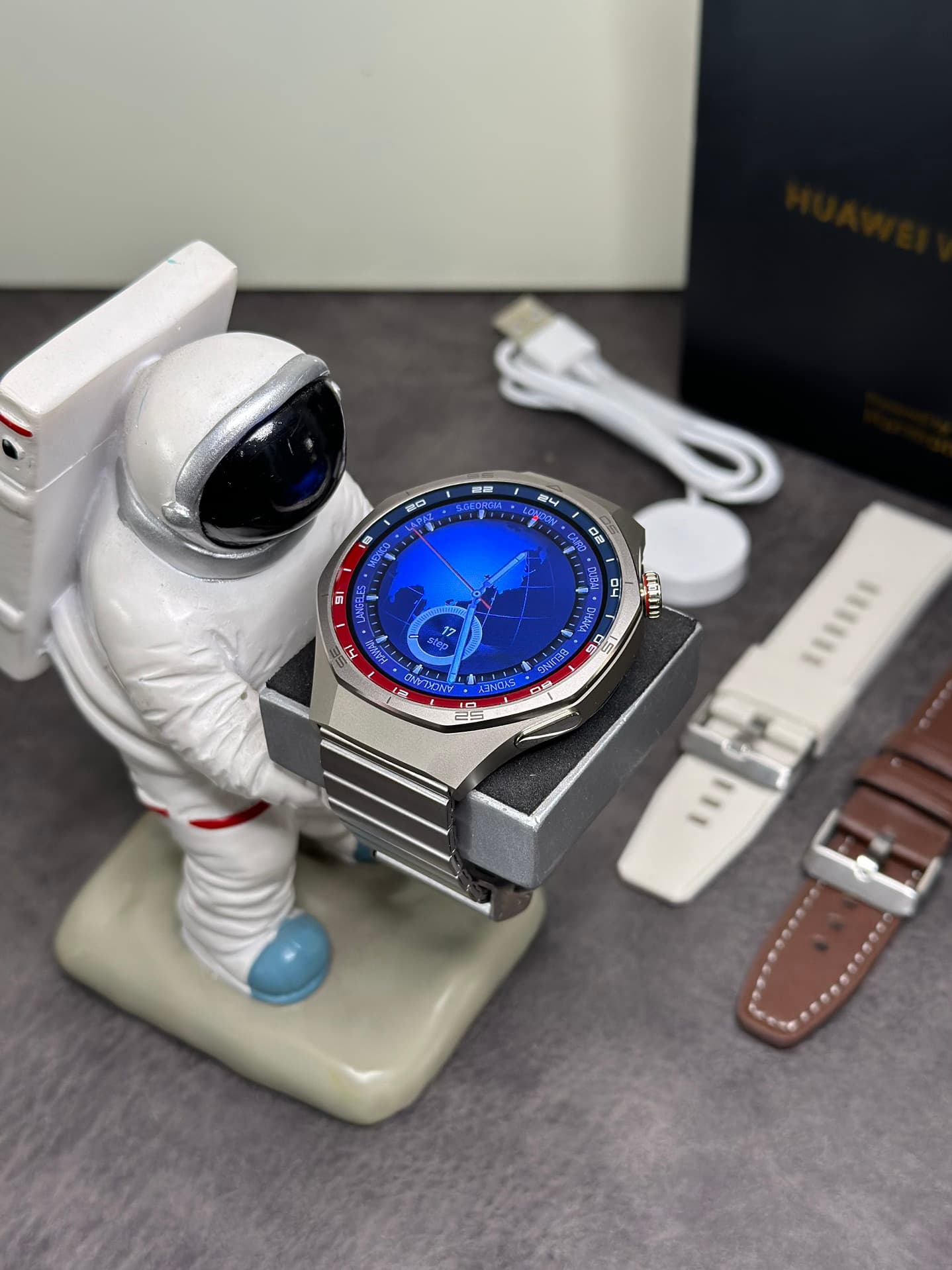 Huawei GT5 Pro Titanium 46mm Watch image 6