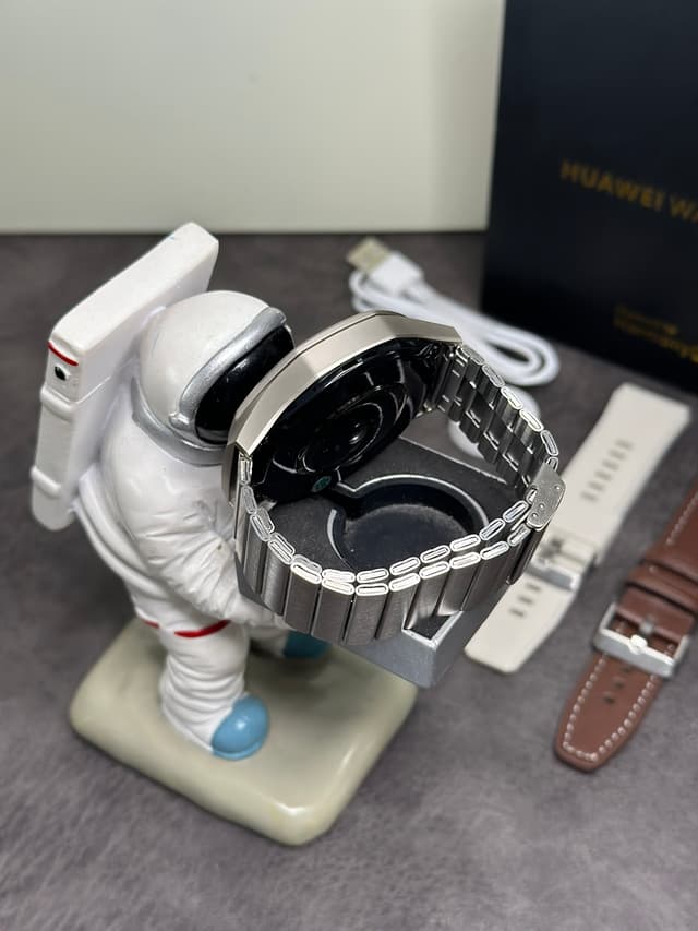 Huawei GT5 Pro Titanium 46mm Watch | Yupoo Rep Electronics image 9