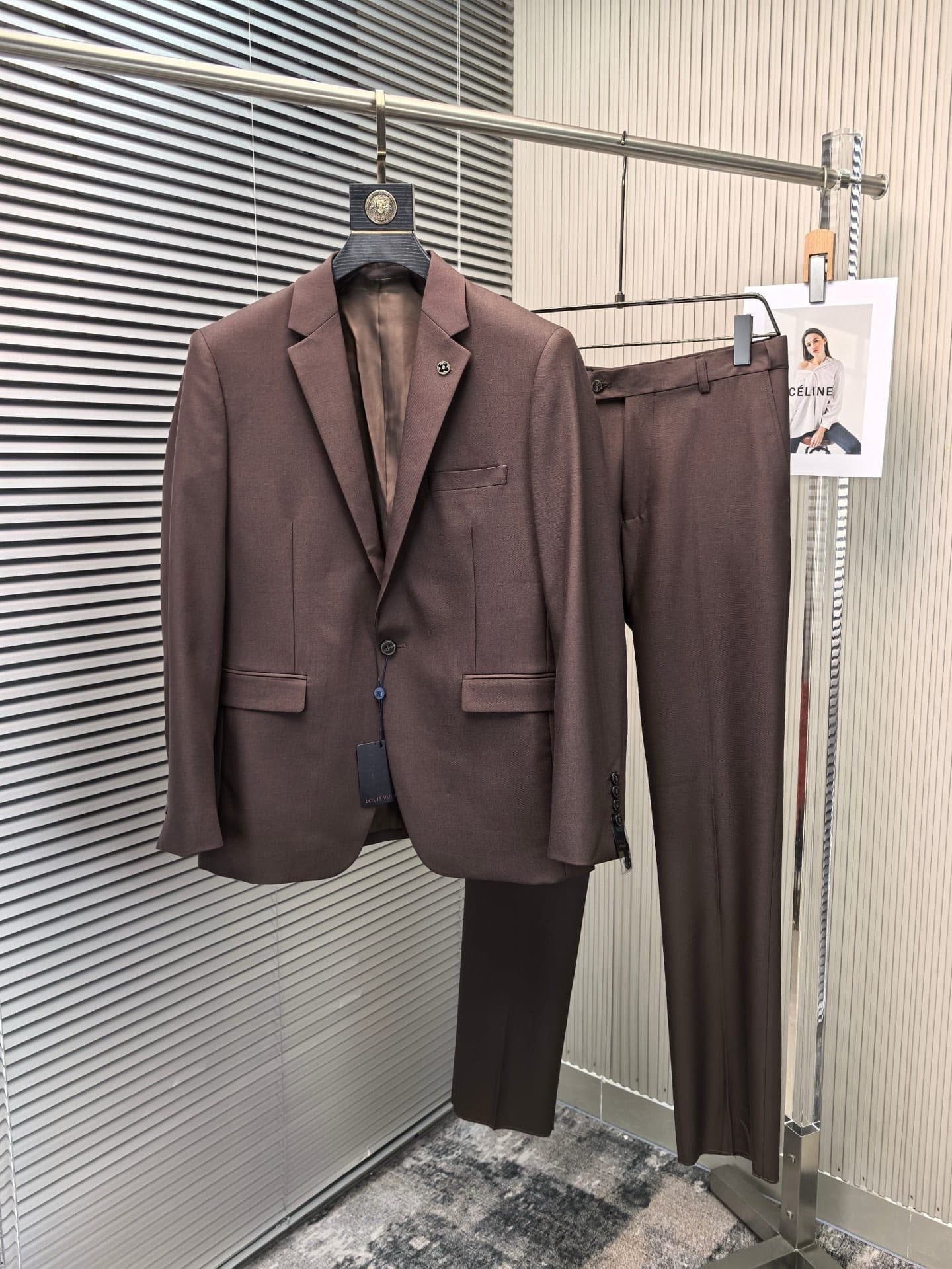 LV 2025 Wedding Business Casual Suit Set rep clothing | Yupoo image 1