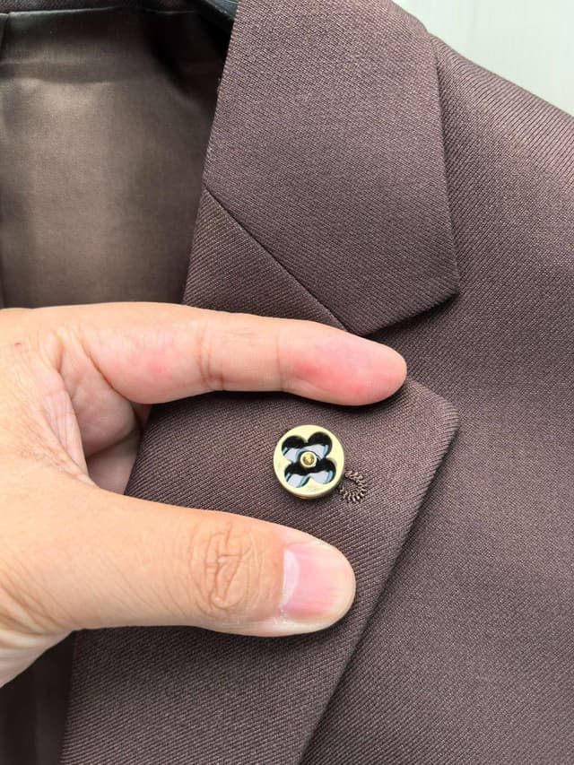 LV 2025 Wedding Business Casual Suit Set rep clothing | Yupoo image 5