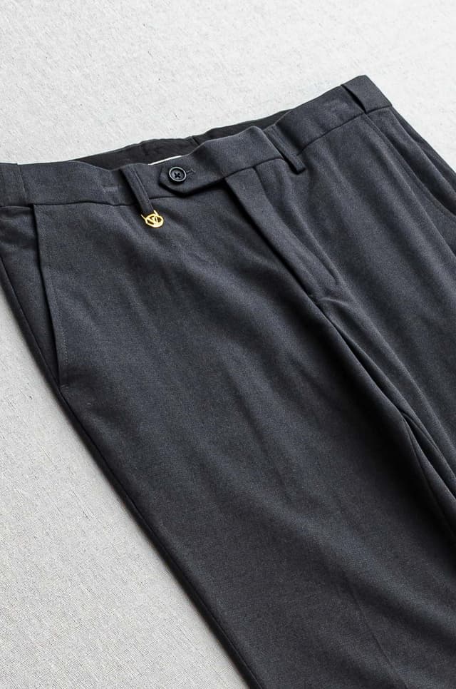 LV Rep Suit 2025FW | Complete Business Set dupe clothing | Yupoo image 3