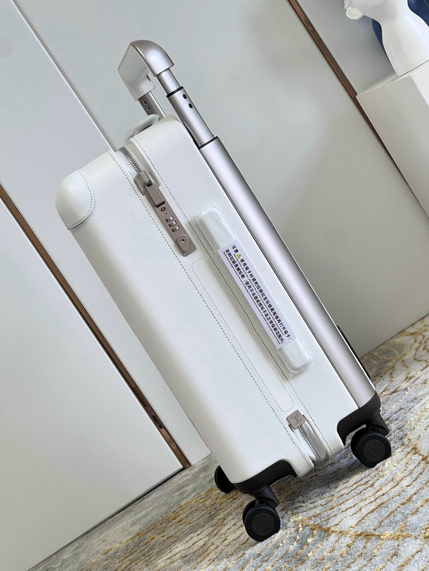 Louis Vuitton Horizon Rolling Luggage – Monogram | rep suitcase image 9