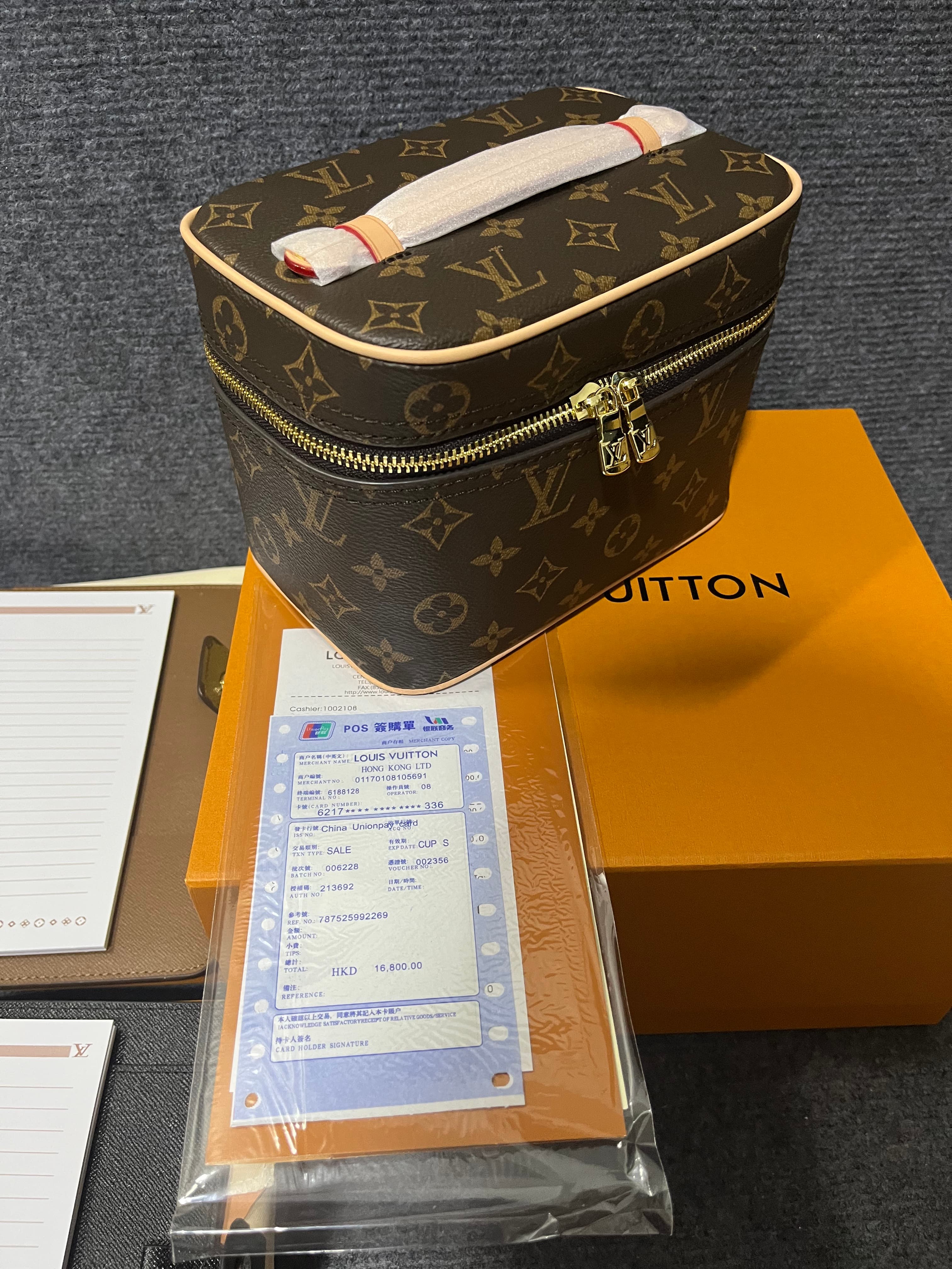 Louis Vuitton Rep Monogram Cosmetic Case Makeup Bag, Detachable Refill Notebook Diary Set image 5