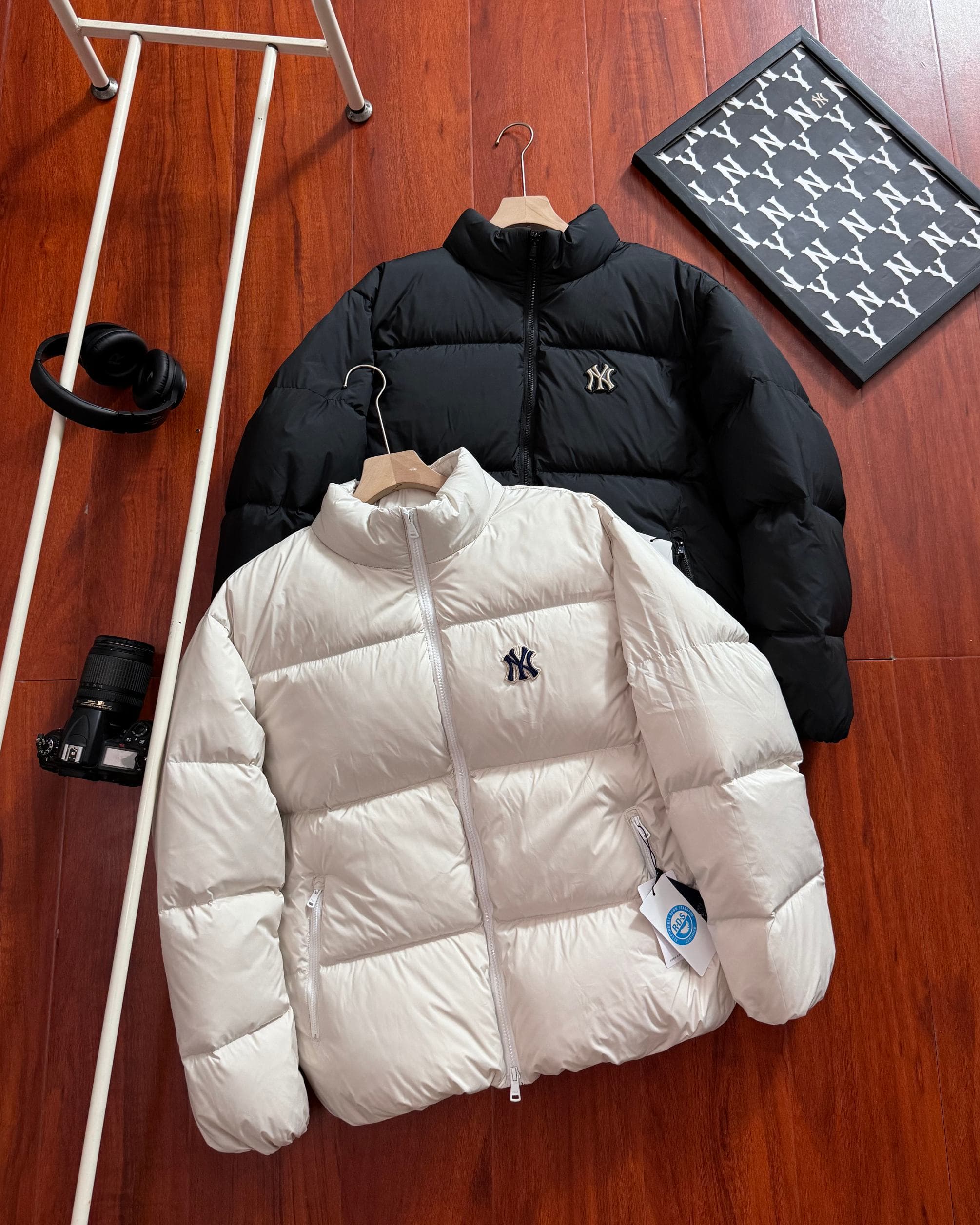MLB Yankees Reps Jacket | Short Puffer with NFC | Yupoo image 1