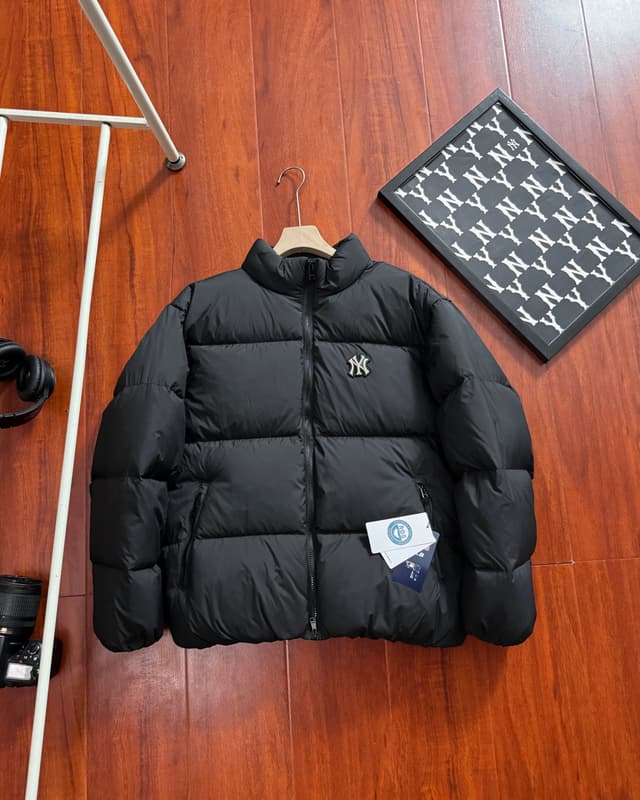 MLB Yankees Reps Jacket | Short Puffer with NFC | Yupoo image 3