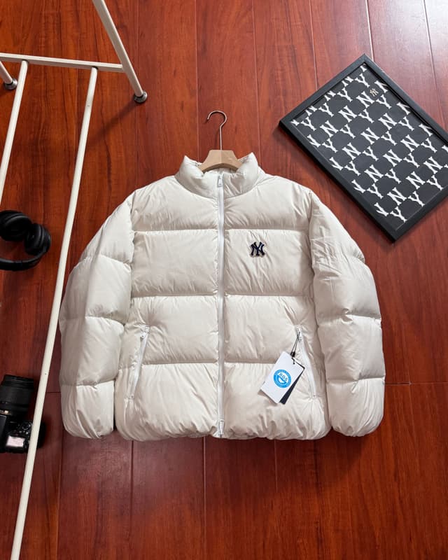 MLB Yankees Reps Jacket | Short Puffer with NFC | Yupoo image 4