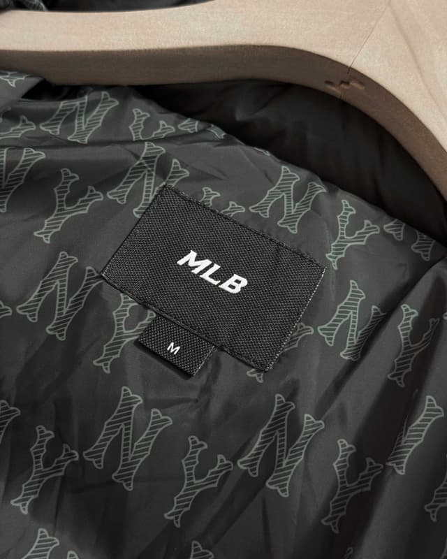 MLB Yankees Reps Jacket | Short Puffer with NFC | Yupoo image 7