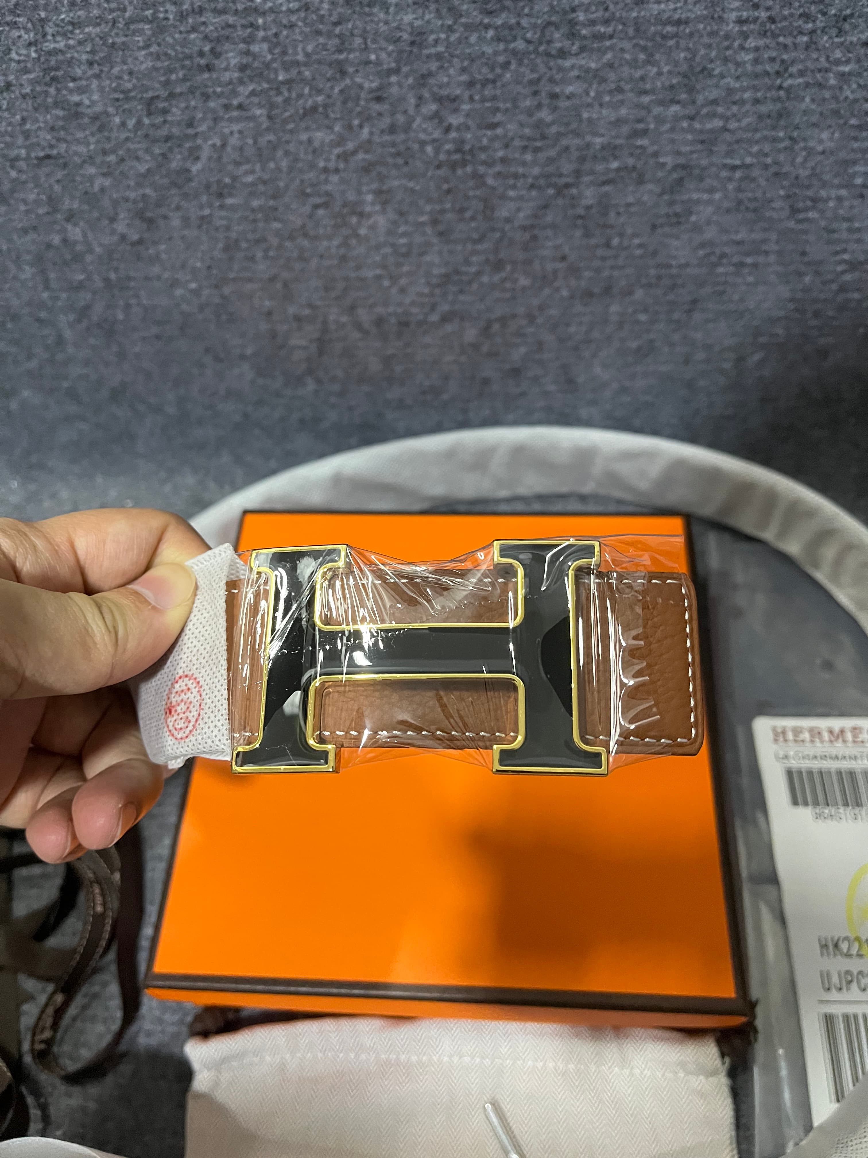 Men's Reversible Leather Belt with H Buckle, Classic Casual & Business Waist REP Strap