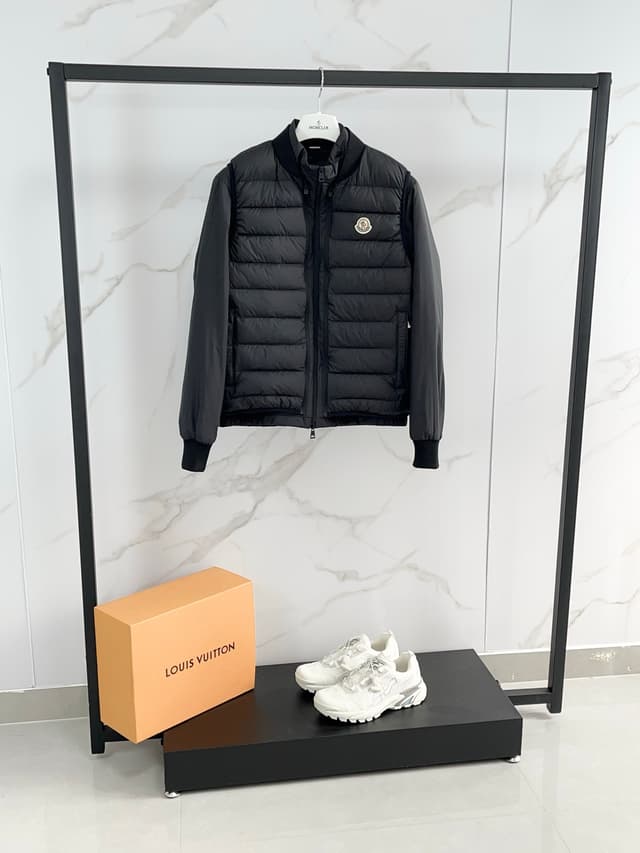 Moncler 2025 Men's Designer Down Jacket - Structured Tailoring | Yupoo Rep Clothing image 1