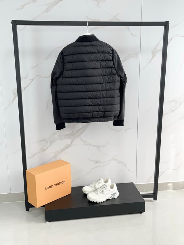 Moncler 2025 Men's Designer Down Jacket - Structured Tailoring | Yupoo Rep Clothing image 5