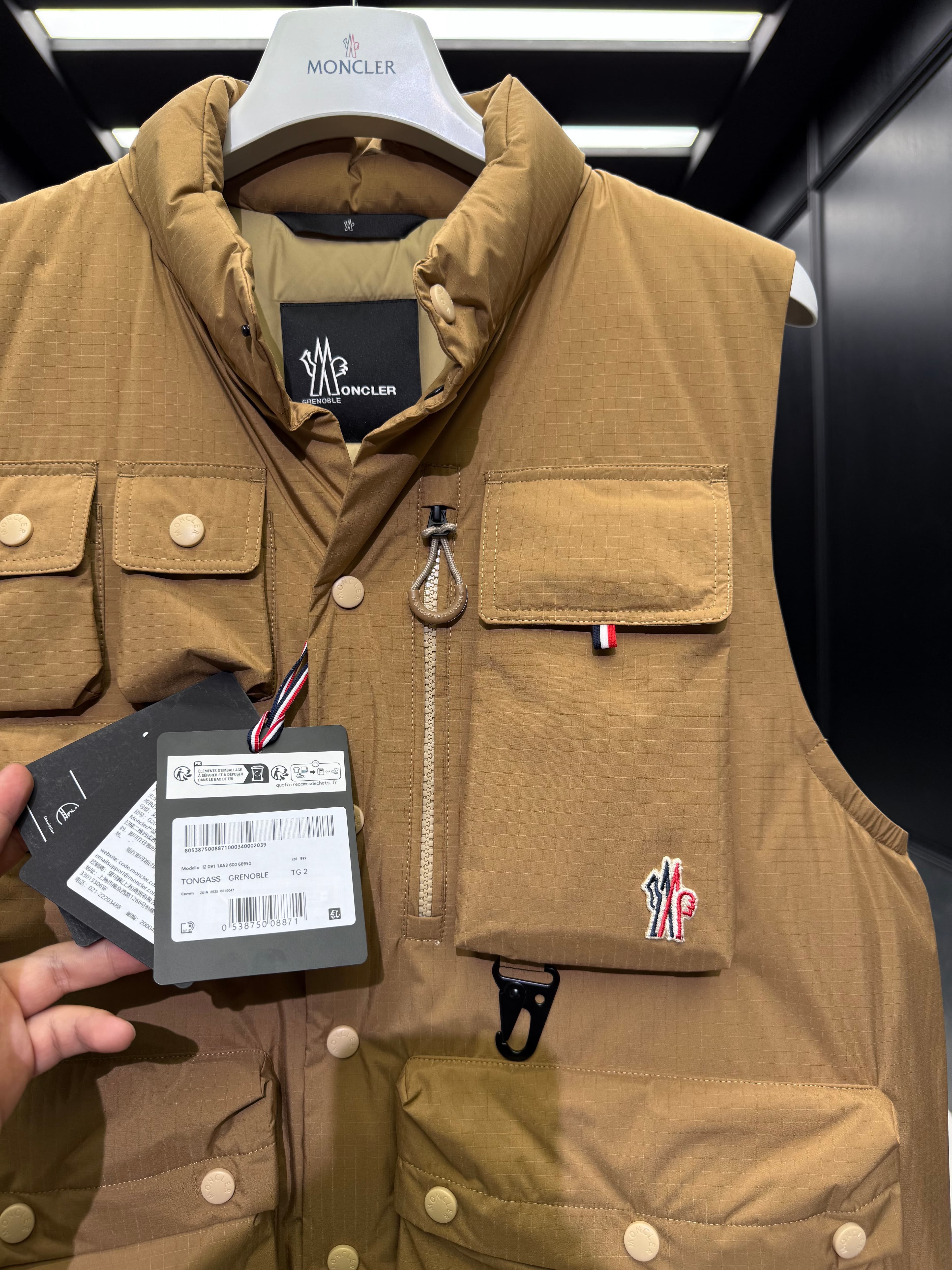 Moncler Grenoble Rep Vest | Lightweight Down Outdoor Wear image 3