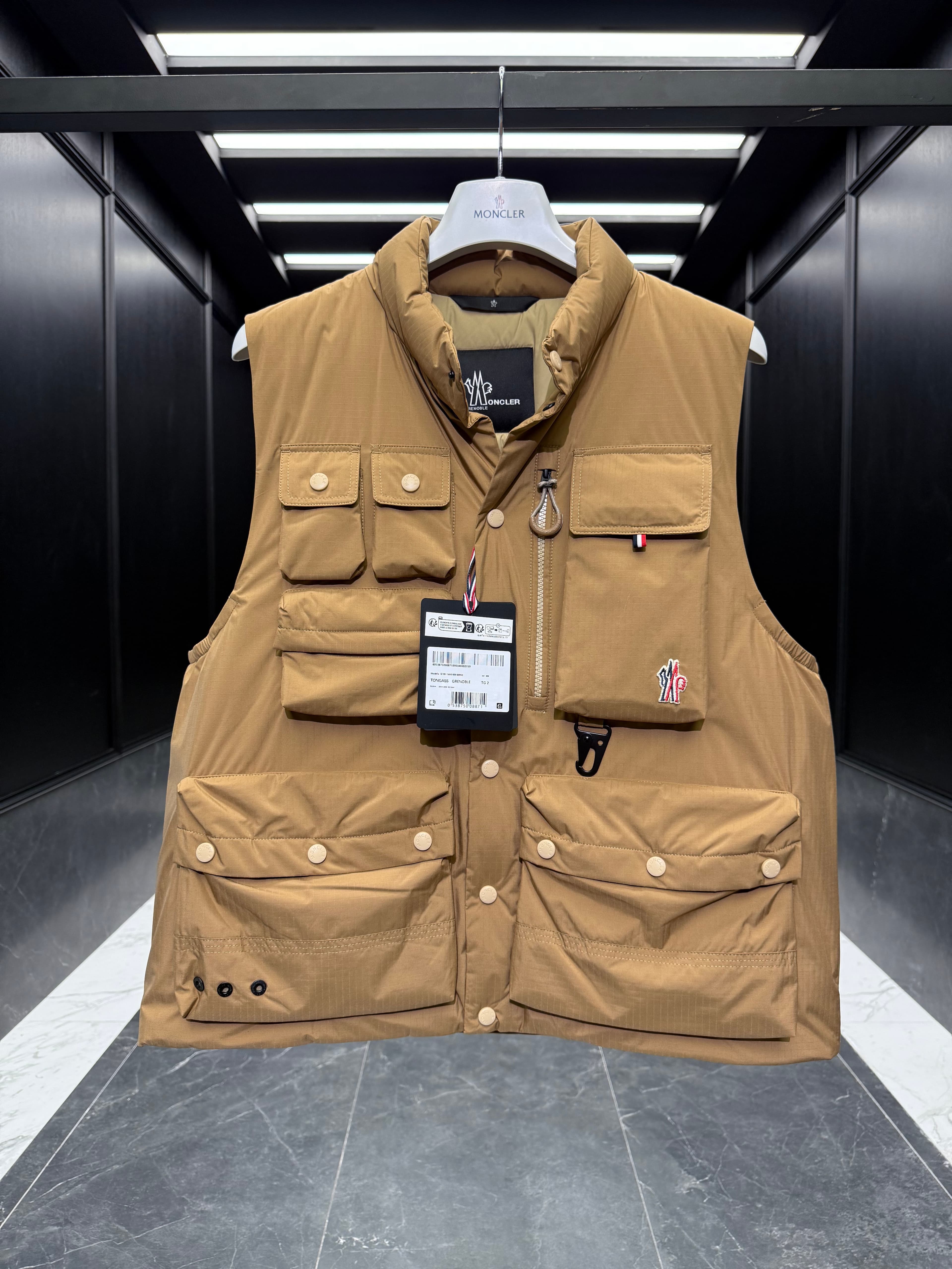 Moncler Grenoble Rep Vest | Lightweight Down Outdoor Wear image 5