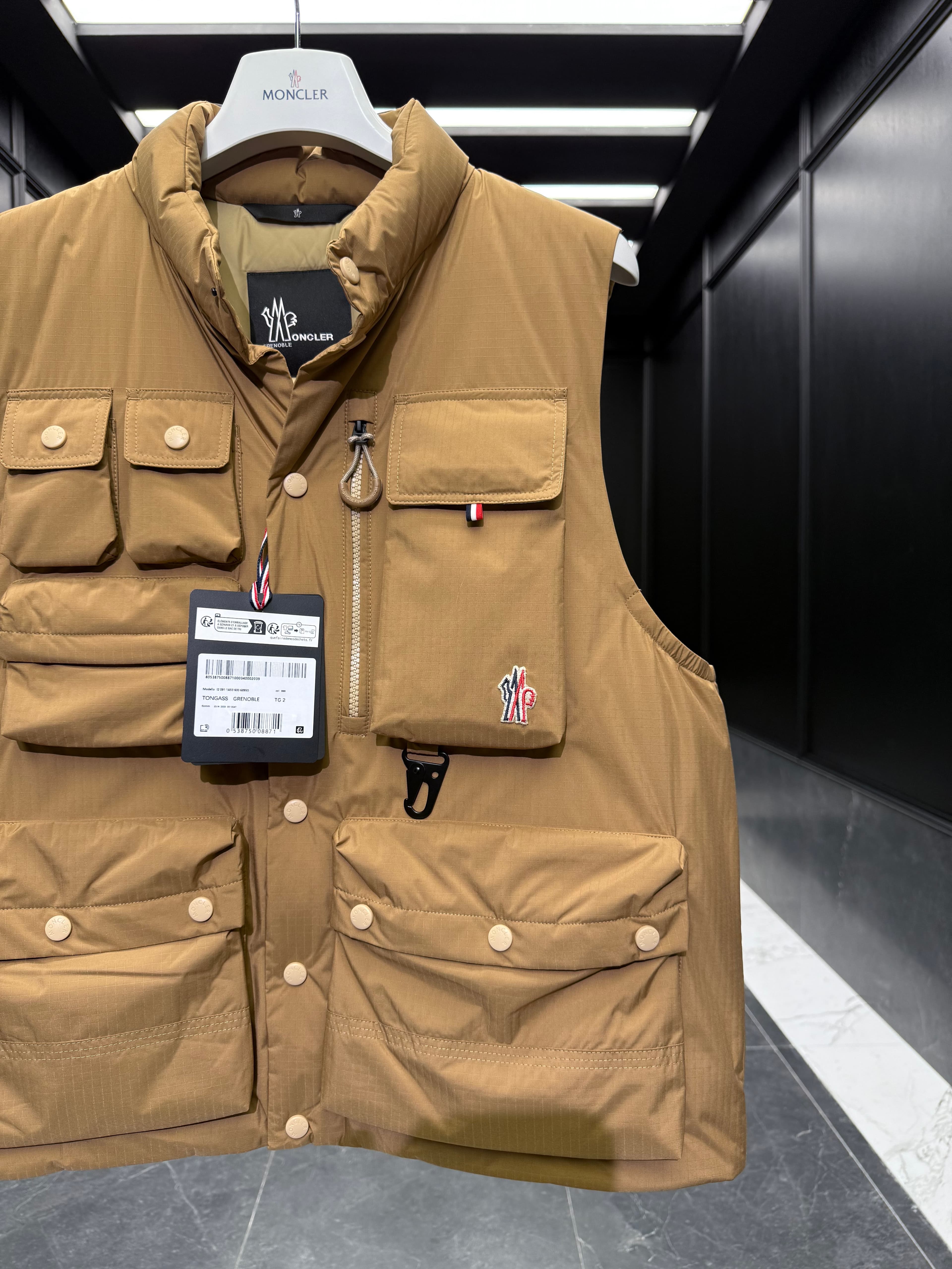Moncler Grenoble Rep Vest | Lightweight Down Outdoor Wear image 6