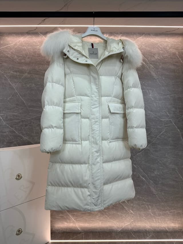 Moncler Women's Mid-Length Hooded Down Jacket - Oversized Wool Collar | Yupoo Rep Clothing image 3