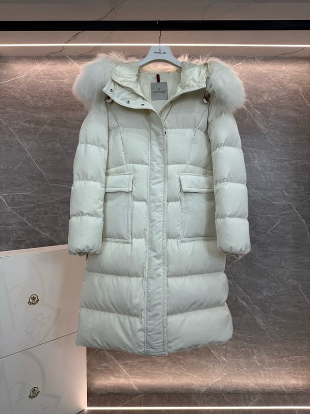 Moncler Women's Mid-Length Hooded Down Jacket - Oversized Wool Collar | Yupoo Rep Clothing image 4