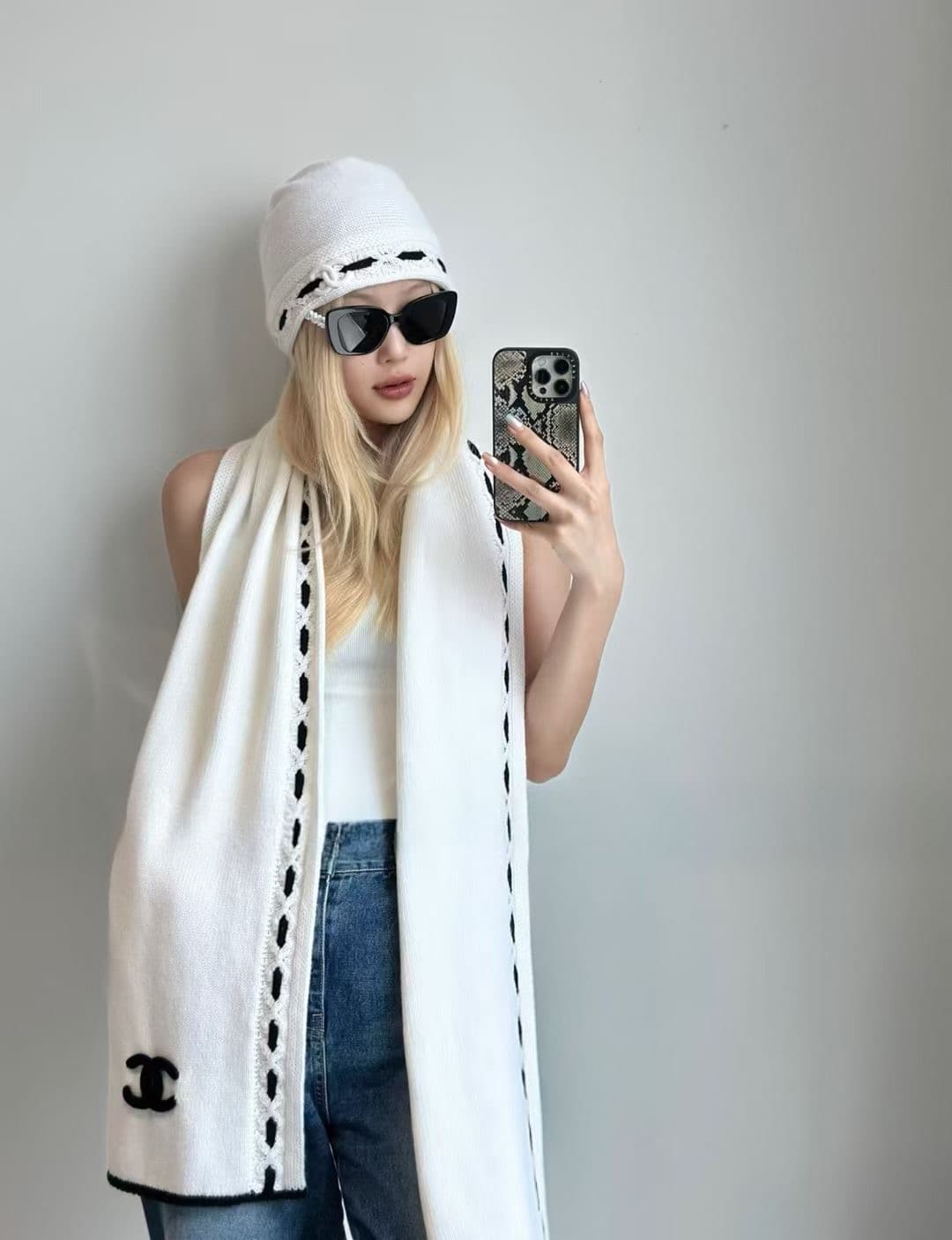 New 2026 Rep Chanel Cashmere Scarf - Top-Tier Fabric, Handmade | Yupoo