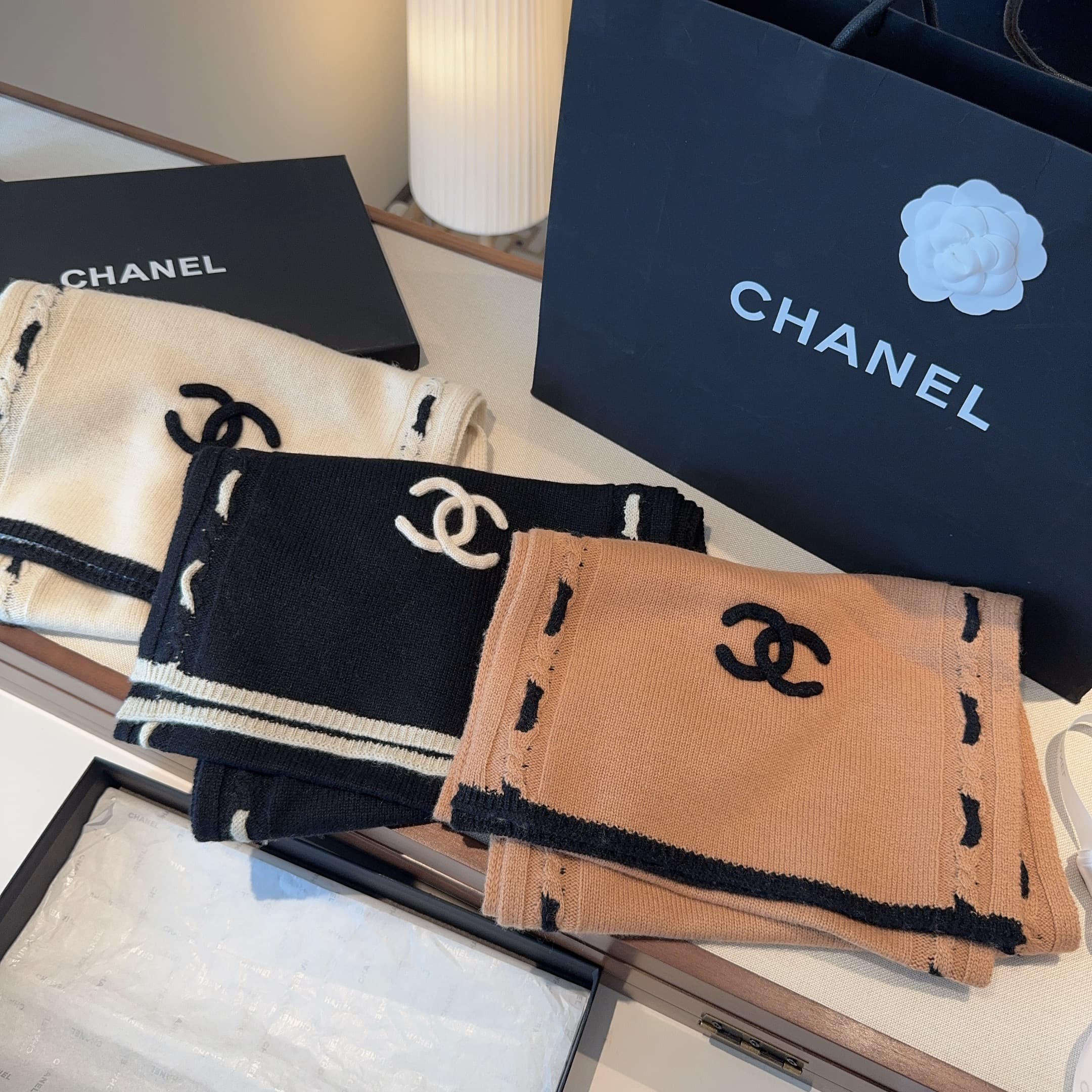 New 2026 Rep Chanel Cashmere Scarf - Top-Tier Fabric, Handmade image 2