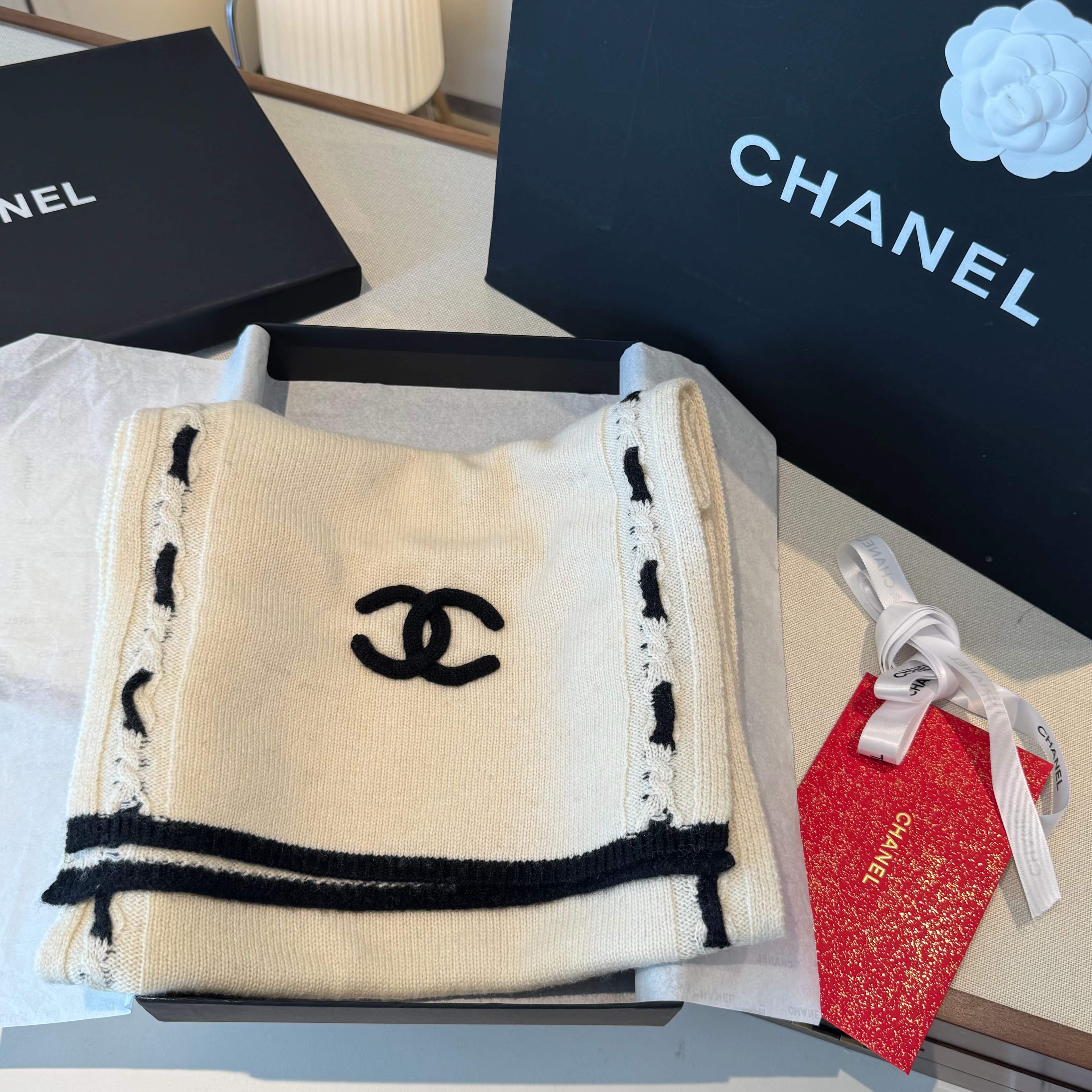 New 2026 Rep Chanel Cashmere Scarf - Top-Tier Fabric, Handmade image 4